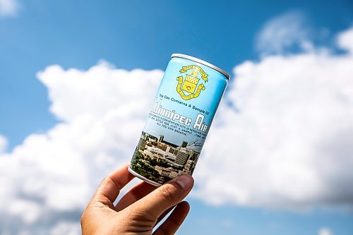 MIKAELA MACKENZIE / FREE PRESS
A can of Winnipeg Air on Monday, June 30, 2025.
For arts story.
Winnipeg Free Press 2025