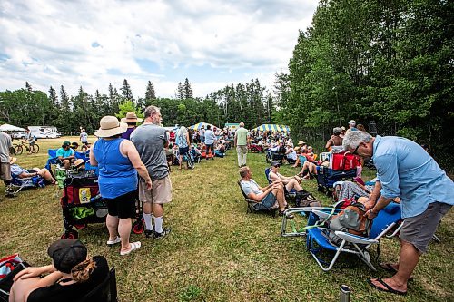 MIKAELA MACKENZIE / FREE PRESS
	
Lineups stretch far past the entrance before the gates open at Folk Fest on Thursday, July 10, 2025. 

For folk fest story.
Winnipeg Free Press 2025