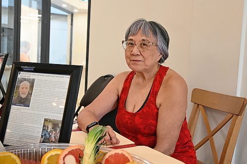 MATTHEW FRANK / FREE PRESS
Brenda Moberg, wife of Earl Moberg, set up a table at McIvor Mall on Saturday to promote a federal petition to create a national silver alert system. She said that system was in place, it might've helped people find her husband who has been missing for more than a year.