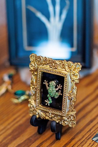 MIKE DEAL / FREE PRESS
Randi collects vintage and thrifted broaches as well as tiny frames to put them in.
Randi Thomson creates entomological art, using preserved bugs and insects and native grasses and plants to make her bug landscapes. She mounts the flora and fauna in cloches, bell jars and vintage receptacles. Her garden in Stonewall, MB, is full of bones, gifted to her by family, friends and neighbours.
Reporter: AV Kitching
250707 - Monday, July 07, 2025.