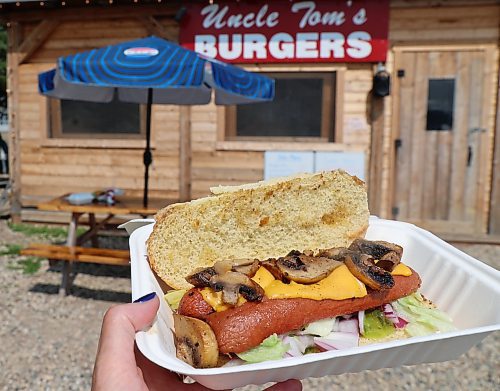 The Tom Mush Dog at Uncle Tom’s Burgers in Neepawa is served on a lightly toasted mini-submarine bun with fresh fried mushrooms, lettuce, tomato, chunks of red onion, mustard and relish. (Photos by Michele McDougall/The Brandon Sun) 