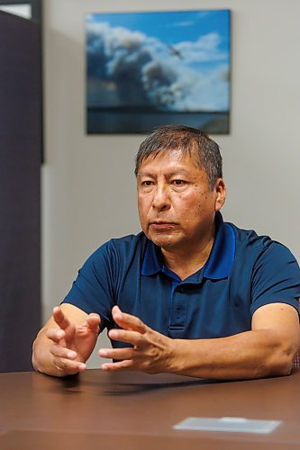 MIKE DEAL / FREE PRESS
Alfredo Morales who was the Manager of Mexico's Fire Management Program, and recently as a member of CIFFC’s Fire Management Working Group of the North American Forest Commission talks during a tour of the Canadian Interagency Forest Fire Centre (CIFFC) which is a not-for-profit corporation owned and operated by the federal, provincial and territorial wildland fire management agencies to coordinate resource sharing, mutual aid, and information sharing.
CIFFC is also a facilitator of wildland fire cooperation and coordination nationally and internationally in long-range fire management planning, program delivery and human resource strategies.
Reporter: Nicole Buffie
250717 - Thursday, July 17, 2025.