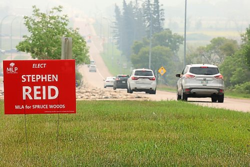 An election sign promoting Stephen Reid for MLA in the Spruce Woods byelection sits along 18th Street North in Brandon on Tuesday afternoon. (Tim Smith/The Brandon Sun)