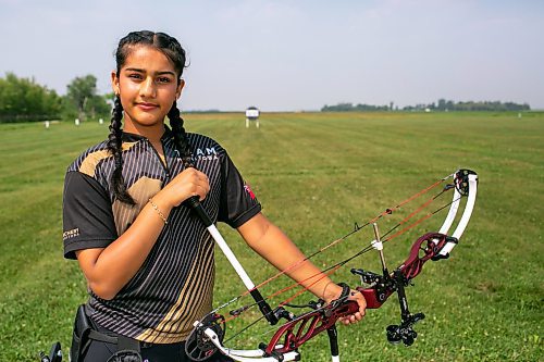 BROOK JONES/FREE PRESS
Khushreet Sandhu is pictured practicing at the Archery Manitoba Sanford Range in the RM of Macdonald, Man., Wednesday, July 30, 2025. The 13-year-old will be competing in U15 Compound, which is the youngest competitive bowstyle in archery, at the 2025 World Archery Youth Championships in Winnipeg from Aug. 17 to 24.