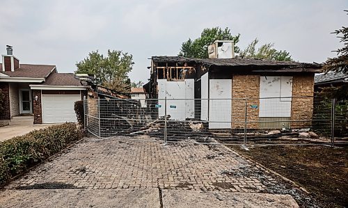 JOHN WOODS / FREE PRESS
Photo of 142 Southwalk Bay in Winnipeg Monday, August 11, 2025. The St Vital house was gutted by a fire on Sunday night.The United Firefighters of Winnipeg says the response time was allegedly over nine minutes which is more than the national 4 minute response time.
Reporter: standup