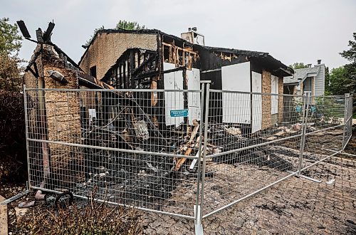 JOHN WOODS / FREE PRESS
Photo of 142 Southwalk Bay in Winnipeg Monday, August 11, 2025. The St Vital house was gutted by a fire on Sunday night.The United Firefighters of Winnipeg says the response time was allegedly over nine minutes which is more than the national 4 minute response time.
Reporter: standup
