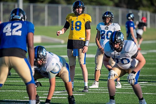 BROOK JONES/FREE PRESS
Winnipeg Rifles quarterback Riley Element (No. 18) is pictured calling a play during the team's practice at Maple Grove Rugby Park in Winnipeg, Man., Wednesday, Aug. 13, 2025. The Rifles of the Canadian Junior Football League take on the Edmonton Wildcats in Sherwood Park, Alta., Sunday, Aug. 17.