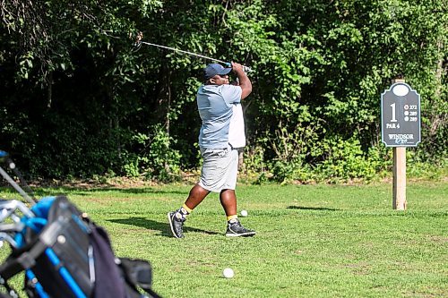 MIKAELA MACKENZIE / FREE PRESS
	
Chipalo Simunyola tees off at Windsor Park Golf Course, which is celebrating its 100th anniversary, on Wednesday, Aug. 13, 2025. 

For Dave Sanderson story.
Winnipeg Free Press 2025
