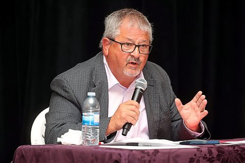 13082025
Ray Berthelette of the NDP speaks as Colleen Robbins of the PC Party of Manitoba and Stephen Reid of the Manitoba Liberal Party listen during the Souris & Glenwood Chamber of Commerce byelection debate at the Avalon Theatre in Souris on Wednesday evening.
(Tim Smith/The Brandon Sun)