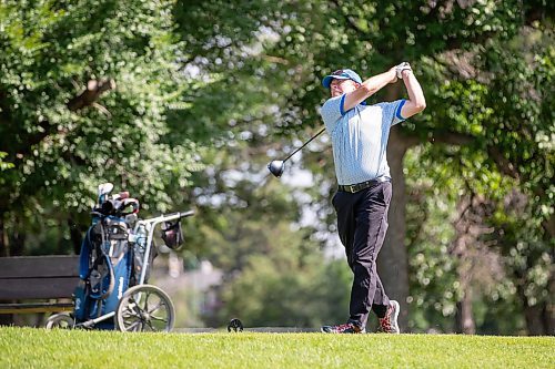 BROOK JONES/FREE PRESS
Todd Fanning (Niakwa Country Club) won the Hodson Financial Men's Senior Championship at the Glendale Golf & Country Club in Winnipeg, Man., Wednesday, Aug. 13, 2025. Pictured: Fanning tees off on the 17th hole during the final round.