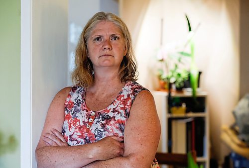 Bonnie Bradley returned home to Winnipeg Monday morning after a weekend of driving. (John Woods/Winnipeg Free Press)