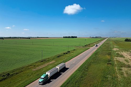 19082025
Traffic makes its way along Highway 2 west of Souris, Manitoba on a sunny Monday. Spruce Woods NDP candidate Ray Berthelette said he would advocate strongly for the province to repave Highway 2 between Souris and Deleau.
(Tim Smith/The Brandon Sun)