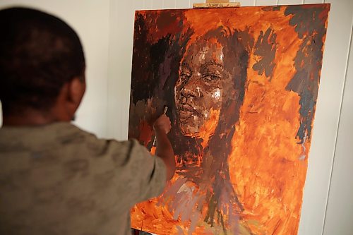 12082025
Artist Opeyemi Olukotun paints in his studio in downtown Brandon in August.
(Tim Smith/The Brandon Sun)