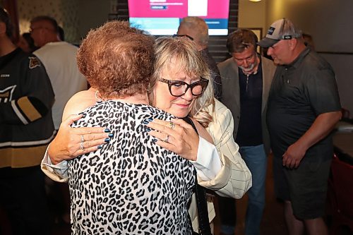 26082025
Manitoba Progressive Conservative candidate Colleen Robbins celebrates with supporters at the Woodfire Deli in Souris on Tuesday evening after being declared the winner in the Spruce Woods byelection. (Tim Smith/The Brandon Sun)