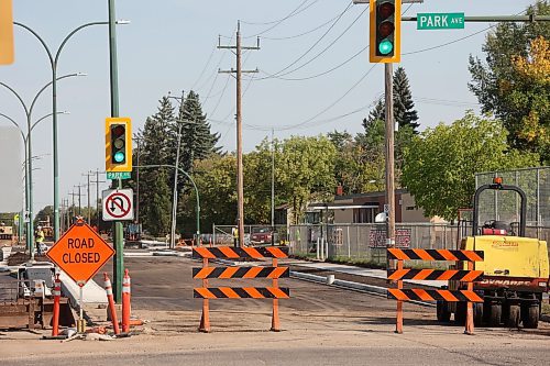 29082025
Road work continues on 26th Street north of Park Avenue on a hot Friday.
Tim Smith/The Brandon Sun)