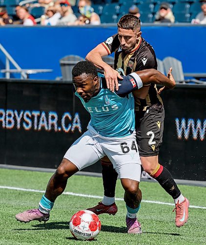 JOHN WOODS / WINNIPEG FREE PRESS
Valour FC’s Roberto Alarcon (2) defends against Pacific FC’s Yann Toualy (64) during first half Canadian Premier League action in Winnipeg Sunday, August 31, 2025.
Reporter: ?