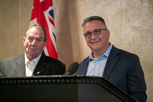 BROOK JONES/FREE PRESS
Federal Agriculture Minister Heath MacDonald (right) makes an agriculture announcement in the Tache Room at the Fort Garry Hotel in Winnipeg, Man., Sunday, Sept. 7, 2025. MacDonald was joined by Provincial Agriculture Minister Ron Kostyshyn for the announcement.
