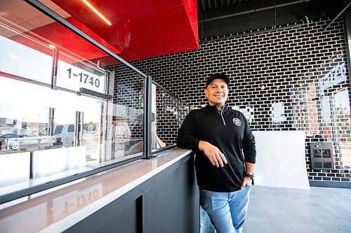 MIKAELA MACKENZIE / FREE PRESS
Mark Beyer of Jimmy John's at his Pembina location in Winnipeg on Wednesday, Sept. 10, 2025. Jimmy John's is opening its first Manitoba location on Sept 19.
For Gabby story.
Free Press 2025
