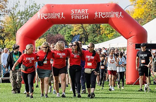JOHN WOODS / FREE PRESS
People take part in the 45th annual Terry Fox Run at Assiniboine Park Sunday, September 14, 2025.
Reporter: standup