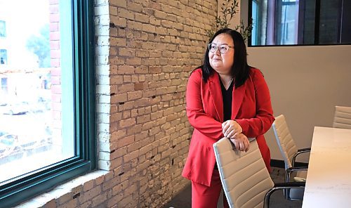 Ruth Bonneville / Free Press
LOCAL - Stacey Soldier / Mb Bar Assoc
Portrait of Stacey Soldier, new president of the Manitoba Bar Association and first Anishinaabe woman in that role.
See story by Melissa
Sept 11th, 2025