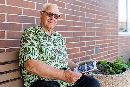 MIKE DEAL / FREE PRESS
Gerald Brown volunteers his time overseeing the library that's on the main floor in Portage Commons at 610 Portage Avenue.
Reporter: Aaron Epp 
250916 - Tuesday, September 16, 2025.