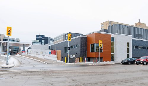 MIKE DEAL / FREE PRESS
The new emergency entrance to the St. Boniface Hospital includes a ramp that goes down to a garage for ambulances, but it looks like a very tight and possibly impossible turning radius for ambulances to go through the door.
Reporter: Maggie Macintosh
241206 - Friday, December 06, 2024.