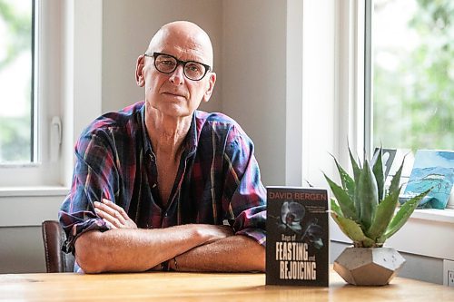 MIKAELA MACKENZIE / FREE PRESS

David Bergen and his new book, Days of Feasting and Rejoicing, on Wednesday, Sept. 17, 2025. 

For Ben Sigurdson story.
Free Press 2025