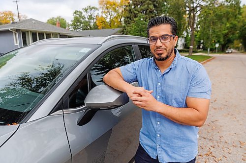 MIKE DEAL / FREE PRESS
Dr. Mohamed Elgadi practiced in Ukraine before coming to Winnipeg as a refugee in 2022. Now he struggles to keep his family out of debt while trying to pay for the medical exams he needs to practice in Canada.
He just recently got an extension on his workers permit and hopes to be able to do some delivery driving for for Uber and skipthedishes etc.
Reporter: Malak Abas
250917 - Wednesday, September 17, 2025.