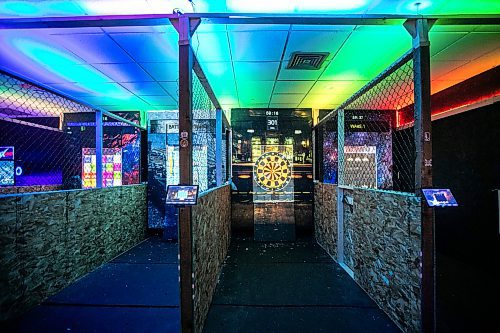 MIKAELA MACKENZIE / FREE PRESS
The axe-throwing lanes at Smash n Axe Arcade Disco on Thursday, Sept. 18, 2025. Smash n Axe is a new business that combines four axe throwing lanes, two rage rooms, numerous arcade games and a bar
For biz story.
Free Press 2025