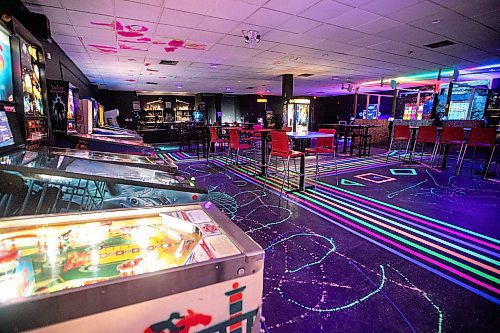 MIKAELA MACKENZIE / FREE PRESS
Smash n Axe Arcade Disco on Thursday, Sept. 18, 2025. Smash n Axe is a new business that combines four axe throwing lanes, two rage rooms, numerous arcade games and a bar
For biz story.
Free Press 2025