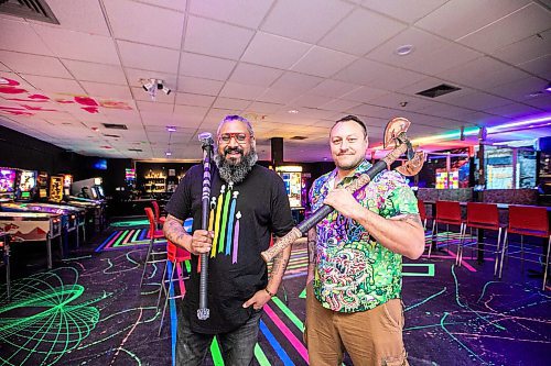 MIKAELA MACKENZIE / FREE PRESS
Raj Maniar (left) and Adam Dudek, owners of Smash n Axe Arcade Disco, on Thursday, Sept. 18, 2025. Smash n Axe is a new business that combines four axe throwing lanes, two rage rooms, numerous arcade games and a bar
For biz story.
Free Press 2025