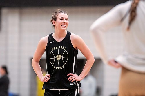 MIKAELA MACKENZIE / FREE PRESS

Kyu Fust, top-ranked recruit, at U of M Bisons practice on Thursday, Sept. 18, 2025.

For Josh story.
Free Press 2025