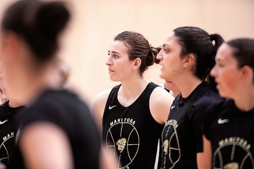 MIKAELA MACKENZIE / FREE PRESS

Kyu Fust, top-ranked recruit, at U of M Bisons practice on Thursday, Sept. 18, 2025.

For Josh story.
Free Press 2025