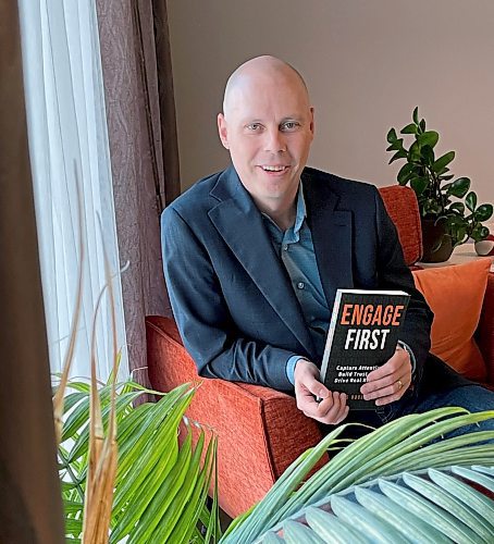Ruth Bonneville / Free Press 

BIZ - Engagify

Portrait of  Anders Boulanger with his new book Engage First.

Story on  Anders Boulanger, a keynote speaker and magician who runs a marketing consultancy called Engagify.
 A selection of photos of Boulanger including:  holding his new book, Engage First, Anders with all the lanyards he has from the last 15+ years,  and in his studio.   
This is for an upcoming 'Made in Manitoba' article (most likely Oct. 6). 
See story by Aaron

Sept 25th,  2025