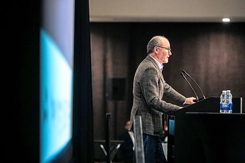 MIKAELA MACKENZIE / FREE PRESS
Jim Ludlow, president of True North Real Estate Development, speaks about True North's vision for downtown at a Winnipeg Chamber of Commerce luncheon at the Delta downtown on Friday, Sept. 26, 2025.
For Joyanne story.
Free Press 2025