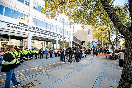 MIKAELA MACKENZIE / FREE PRESS

Chief Gene Bowers speaks at the Winnipeg Police Service sacred fire lighting celebration on Monday, Sept. 29, 2025. 

For Tyler story.
Free Press 2025