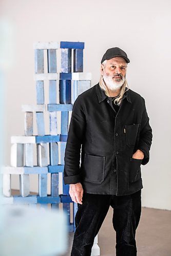 MIKAELA MACKENZIE / FREE PRESS

Artist Rodney LaTourelle with his exhibition, Betonwaves, at Plug In on Monday, Sept. 29, 2025. 

For Jen story.
Free Press 2025