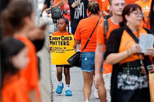 JOHN WOODS / FREE PRESS
People take part in the Orange Shirt Healing Walk and Powwow in Winnipeg Tuesday, September 30, 2025. 

Reporter: malak