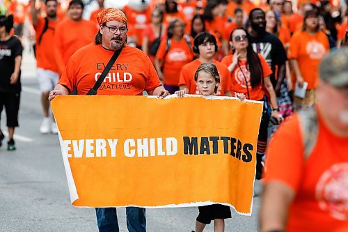 JOHN WOODS / FREE PRESS
People take part in the Orange Shirt Healing Walk and Powwow in Winnipeg Tuesday, September 30, 2025. 

Reporter: malak