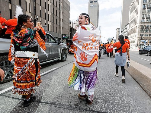 JOHN WOODS / FREE PRESS
People take part in the Orange Shirt Healing Walk and Powwow in Winnipeg Tuesday, September 30, 2025. 

Reporter: malak