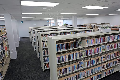 The interior of the Border Regional Library in Virden following renovations. (Connor McDowell/The Brandon Sun)