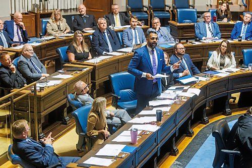 MIKE DEAL / FREE PRESS
Obby Khan, leader of the Opposition PC Party, speaks during Question Period on the first day of the second session of the 43rd legislature, Wednesday afternoon.
Reporter: Maggie Macintosh
251001 - Wednesday, October 01, 2025.
