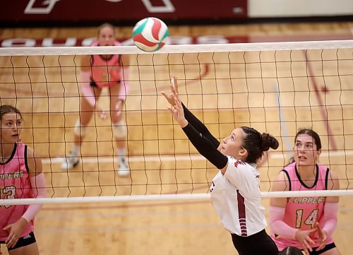 03102025
Tyra Lasuik #11 of the Assiniboine College Cougars sets the ball during the Cougars exhibition match against Briercrest College at AC on Friday evening. 
(Tim Smith/The Brandon Sun)