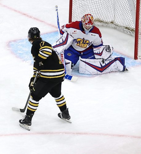 Edmonton Oil Kings goalie Parker Snell (80) watches the puck hit his pad just below his glove as Brandon Wheat Kings forward Joby Baumuller (17) looks on during Western Hockey League action at Assiniboine Credit Union Place on Saturday. (Perry Bergson/The Brandon Sun)
Oct. 4, 2025