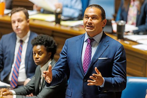 MIKE DEAL / FREE PRESS
Premier Wab Kinew speaks during Question Period on the first day of the second session of the 43rd legislature, Wednesday afternoon.
Reporter: Maggie Macintosh
251001 - Wednesday, October 01, 2025.