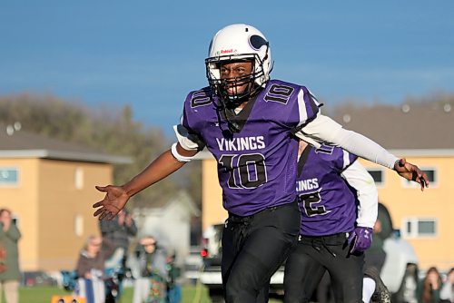 Lota Okaekwu rushed 15 times for 170 yards and a touchdown as the Vincent Massey Vikings beat the Grant Park Pirates 20-14 in Winnipeg High School Football League JV nine-man action at Doug Steeves Field on Tuesday. (Thomas Friesen/The Brandon Sun)