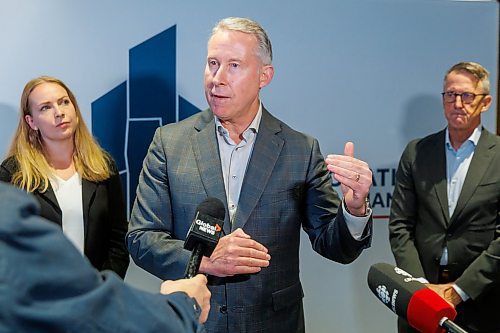 MIKE DEAL / FREE PRESS
Paul Mahon, Past President & CEO, Great-West Lifeco & Canada Life; Chair, CHAR speaks after the Collaborative Housing Alliance REIT (CHAR) announced its first major private investment of $7M from True North Sports and Entertainment and the Mahon Family Foundation during an event at Canada Life, 100 Osborne Street North, Tuesday morning.
Reporter: Scott Billeck
251006 - Monday, October 06, 2025.