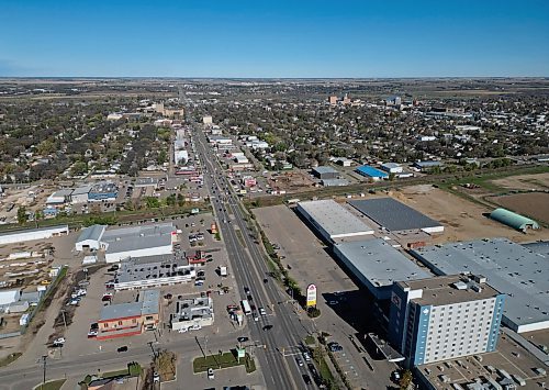 07102025
18th Street in Brandon from above. 
(Tim Smith/The Brandon Sun)
***For Biz supplement