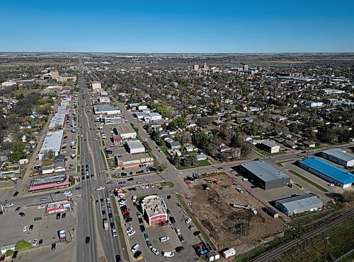 07102025
18th Street in Brandon from above. 
(Tim Smith/The Brandon Sun)
***For Biz supplement