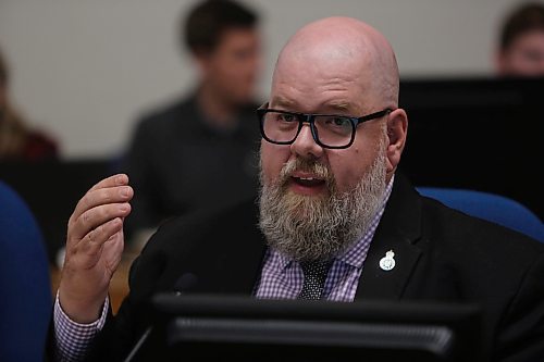 Coun. Shaun Cameron raises concerns about the city's recycling depots during a council meeting. Council approved the closure of all three of its depots on Monday. (Alex Lambert/The Brandon Sun)
